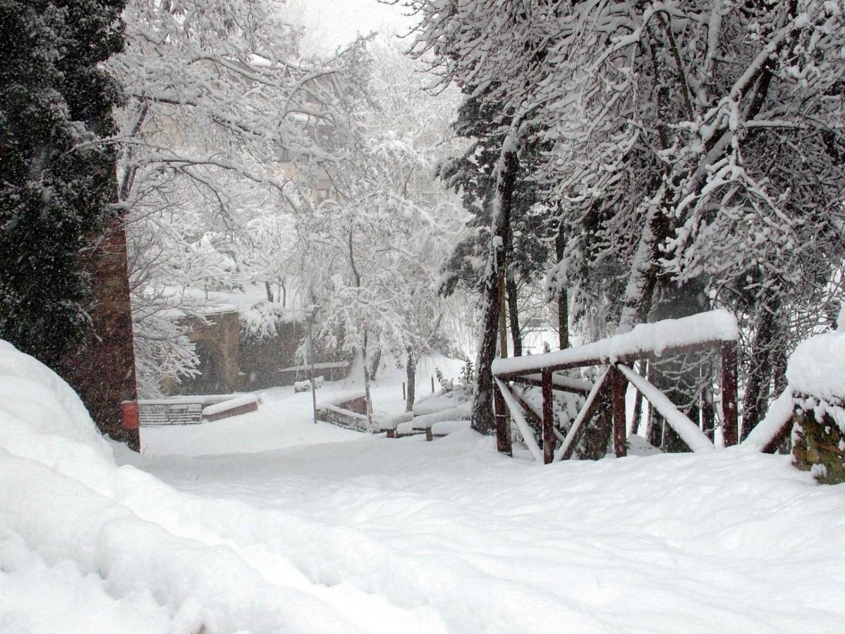 Villa Casa Della Nonna Chianni Esterno foto